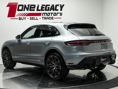 Used 2024 Porsche Macan AWD/4WD image 14