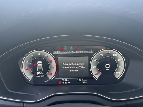 Certified 2025 Audi Q5 2.0T Premium w/ Convenience Plus Package image 21