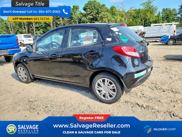 Used 2012 MAZDA MAZDA2 Sport FWD image 3