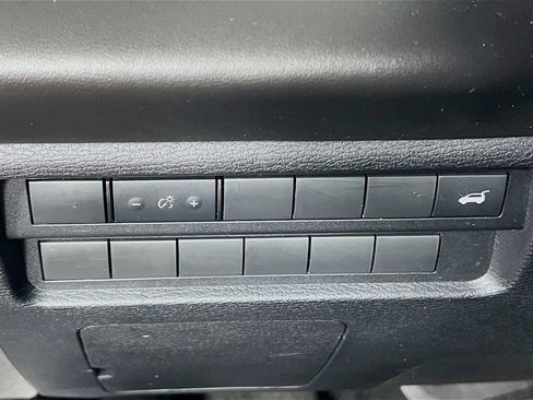 Used 2022 Mitsubishi Outlander SE AWD/4WD image 19
