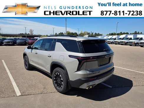 Used 2026 Chevrolet Traverse Z71 w/ Enhanced Driving Package AWD/4WD image 5