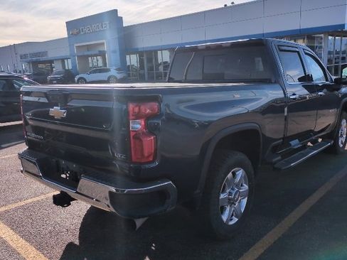 Used 2022 Chevrolet Silverado 2500 LTZ w/ LTZ Premium Package image 5