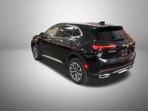 Used 2025 Buick Envision Preferred AWD/4WD image 2