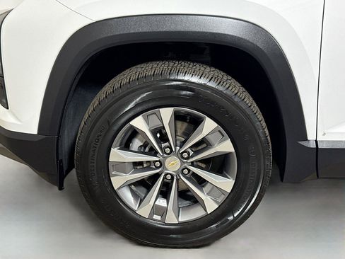 Certified 2025 Chevrolet Equinox LT w/ Convenience Package II FWD image 29
