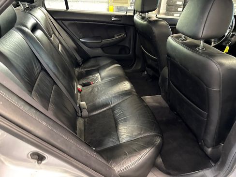 Used 2005 Honda Accord EX-L image 14