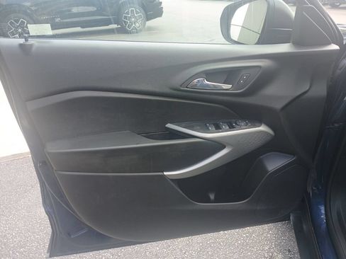 Used 2024 Chevrolet Trax LS FWD image 12