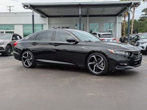 Used 2020 Honda Accord Sport image 2