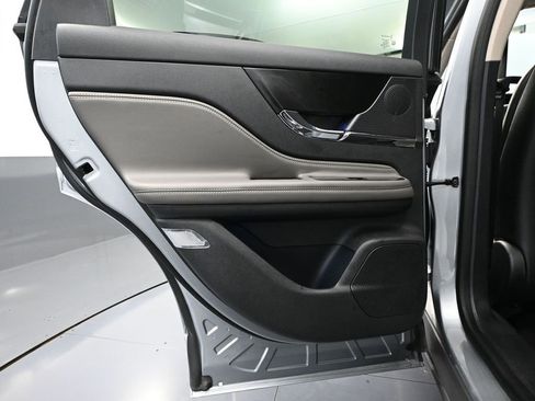 Used 2024 Lincoln Corsair Reserve image 35