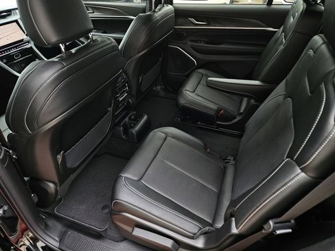 New 2026 Jeep Grand Cherokee L Limited AWD/4WD image 11