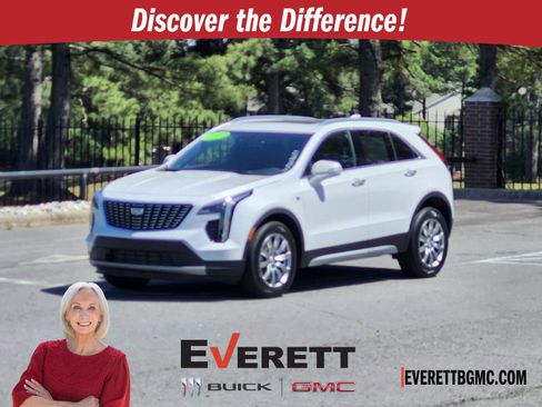 Used 2021 Cadillac XT4 Premium Luxury image 1