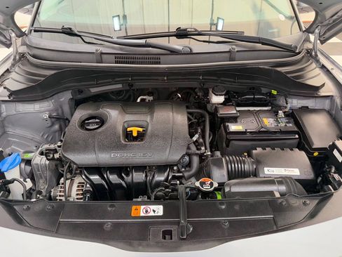 Used 2023 Kia Soul LX image 8