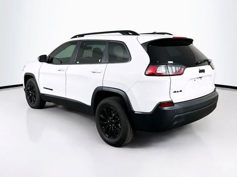 Used 2023 Jeep Cherokee Altitude Lux AWD/4WD image 4