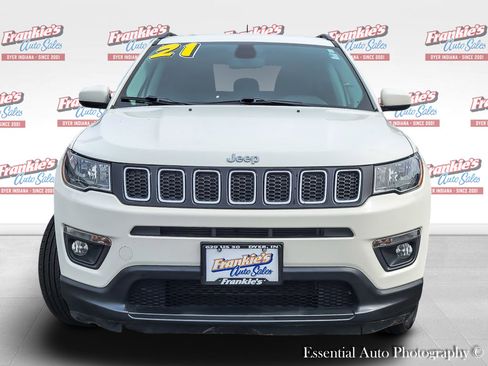 Used 2021 Jeep Compass Latitude FWD image 3