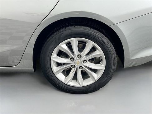 Used 2025 Chevrolet Malibu LT image 33