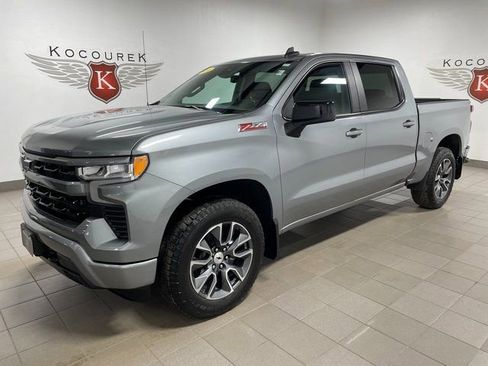 Used 2024 Chevrolet Silverado 1500 RST image 3