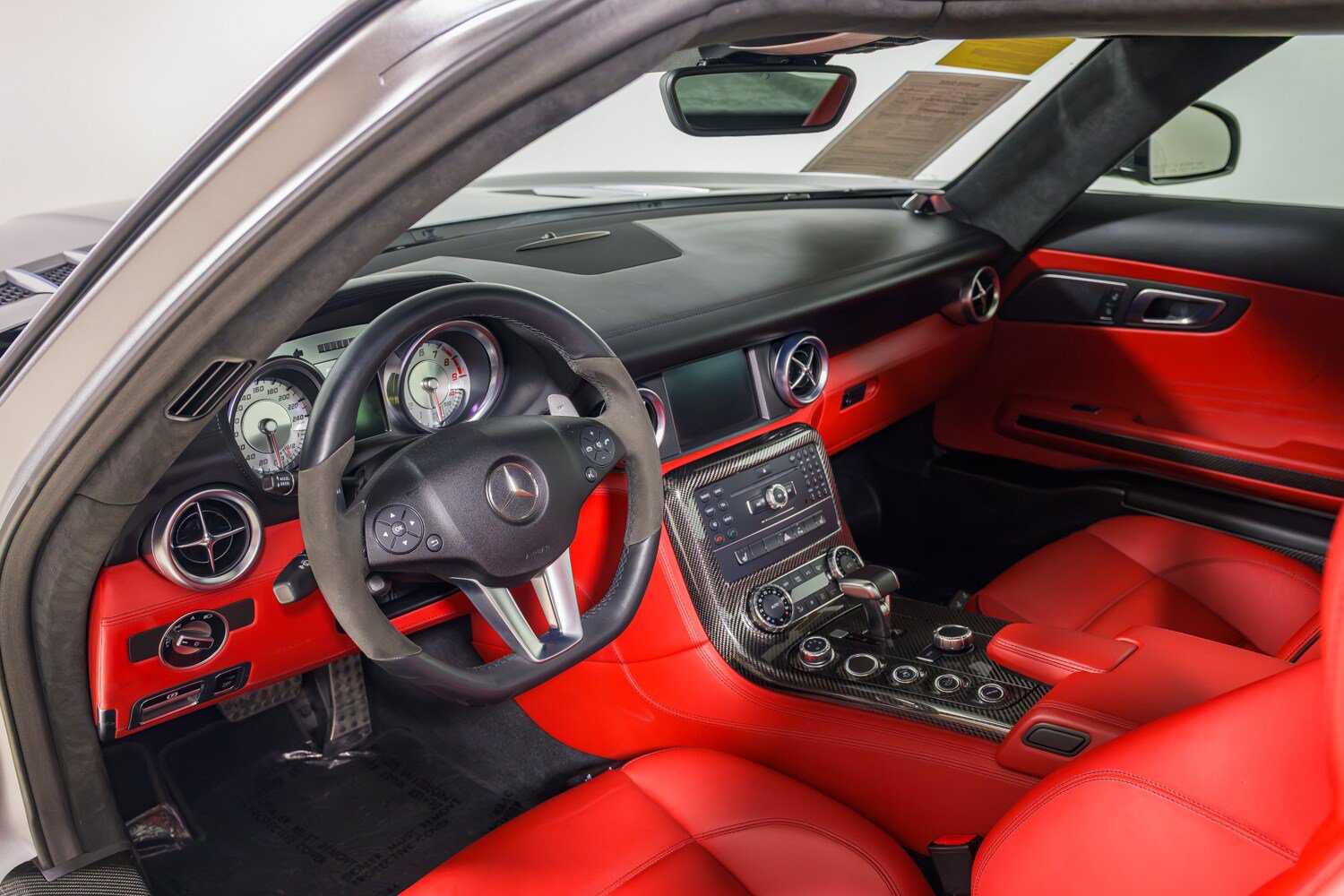 Used 2011 Mercedes-Benz SLS AMG Coupe image 20