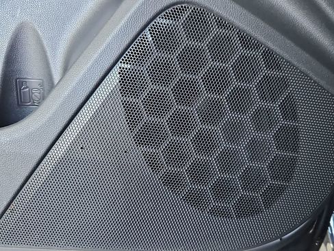 Used 2020 Subaru Crosstrek 2.0i Premium image 29