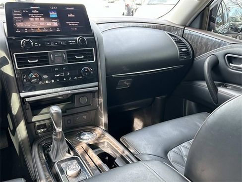 Used 2024 Nissan Armada Platinum w/ Captain's Chairs Package image 28
