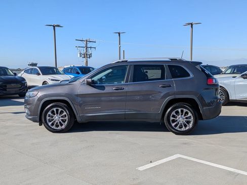 Used 2019 Jeep Cherokee Latitude Plus image 9