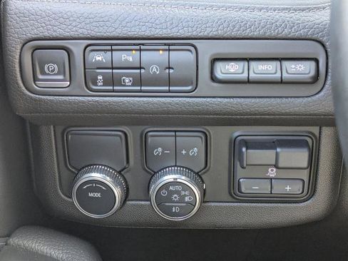 Used 2023 GMC Yukon Denali w/ Max Trailering Package image 31