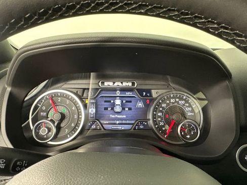 New 2026 RAM 1500 4x4 Crew Cab image 22