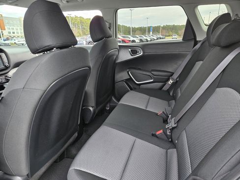 Used 2024 Kia Soul LX w/ Option Group 015 image 10