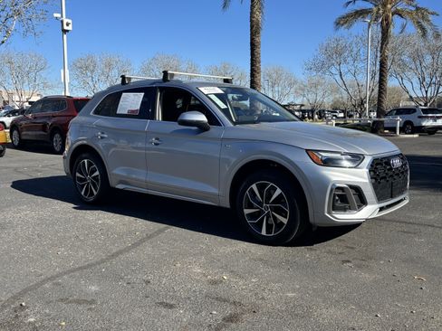 Used 2023 Audi Q5 2.0T Premium w/ Convenience Package image 6