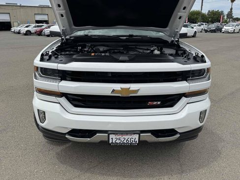 Used 2017 Chevrolet Silverado 1500 LT w/ All Star Edition AWD/4WD image 41