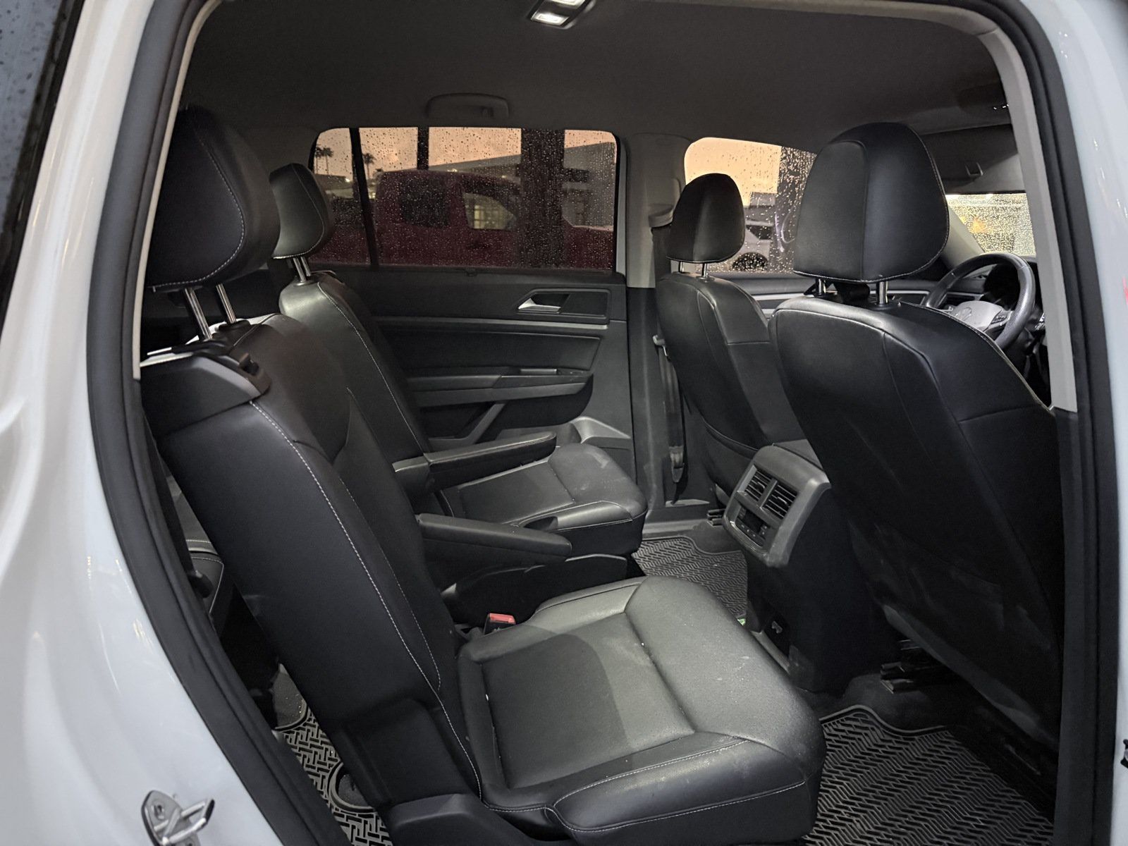 Used 2021 Volkswagen Atlas SE FWD image 3