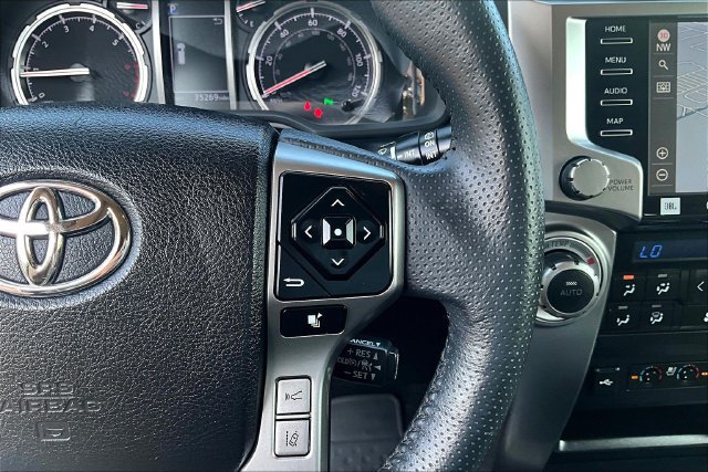 Used 2022 Toyota 4Runner Limited AWD/4WD image 12