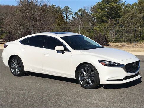 Used 2018 MAZDA MAZDA6 Touring image 2