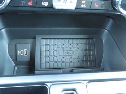 New 2025 Ford F150 XLT w/ Equipment Group 303A High image 21