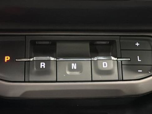 Used 2023 GMC Acadia AT4 w/ Preferred Package AWD/4WD image 18