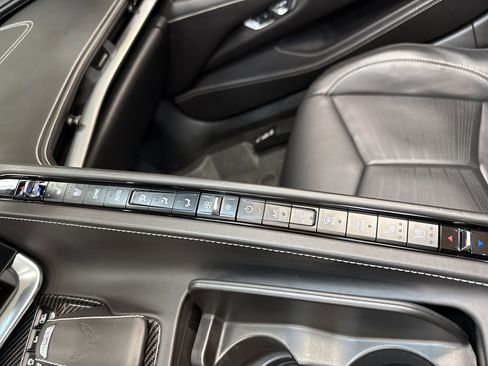 Used 2023 Chevrolet Corvette Stingray Premium Conv w/ Z51 Performance Package image 25