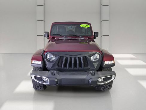 Used 2021 Jeep Wrangler Unlimited Sahara AWD/4WD image 3