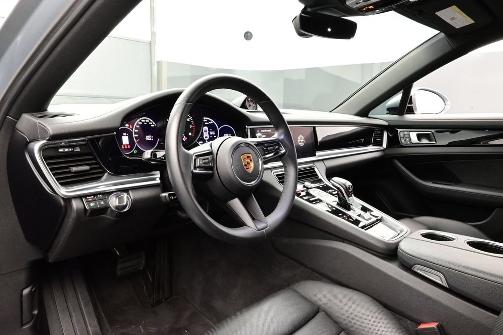 Certified 2023 Porsche Panamera 4 AWD/4WD image 4