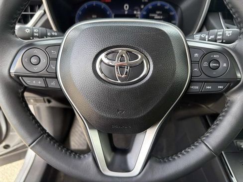 Certified 2026 Toyota Corolla Cross XLE FWD image 24