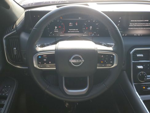 Certified 2025 Nissan Armada SL image 22