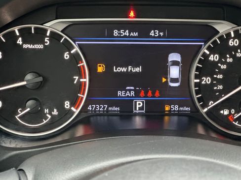 Used 2024 Nissan Altima 2.5 SV image 24