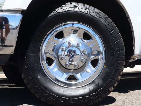 Used 2008 Ford F250 XLT image 5