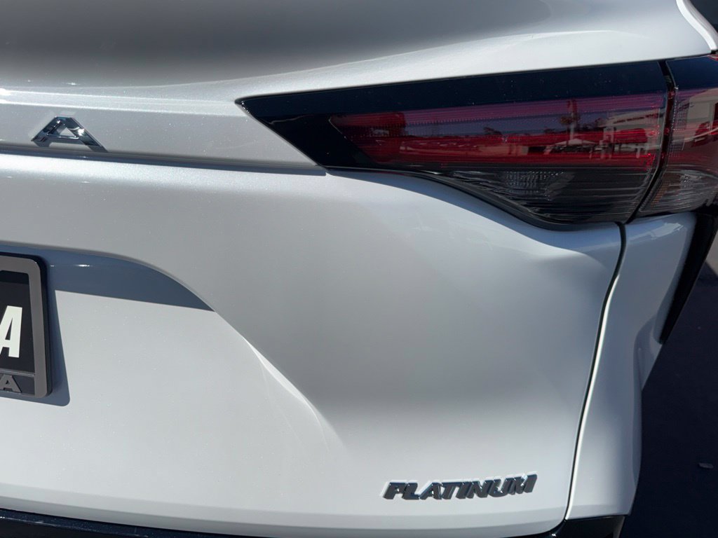 New 2026 Toyota Sienna Platinum AWD/4WD image 14