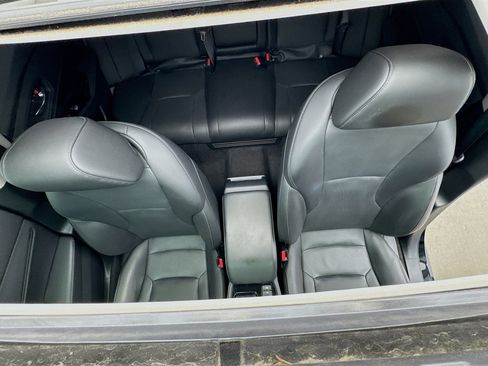 Used 2025 Honda Accord Touring image 14