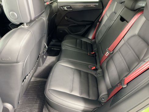 Certified 2026 Porsche Macan GTS AWD/4WD image 14
