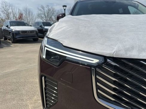 New 2026 Volvo XC90 B5 Core w/ Protection Package image 10