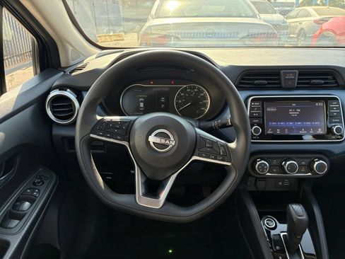 Used 2025 Nissan Versa SV FWD image 25