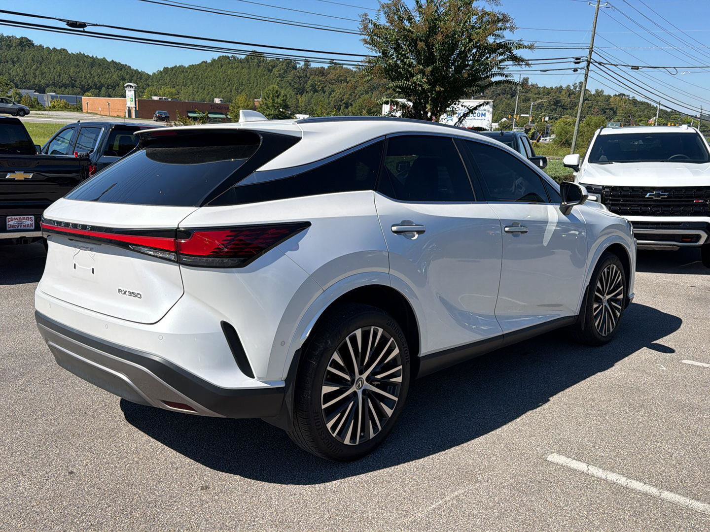 Used 2023 Lexus RX 350 Premium Plus w/ Cold Area Package FWD image 3