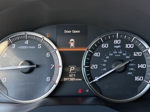 Used 2019 Acura MDX w/Technology Pkg image 24