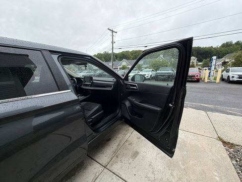 Used 2024 Mitsubishi Outlander SE FWD image 50