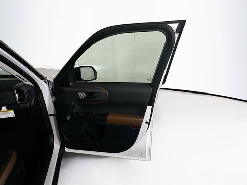 Used 2025 Ford Bronco Sport Outer Banks image 29