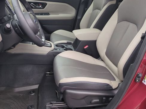 Used 2025 Subaru Forester Limited w/ Popular Package AWD/4WD image 15